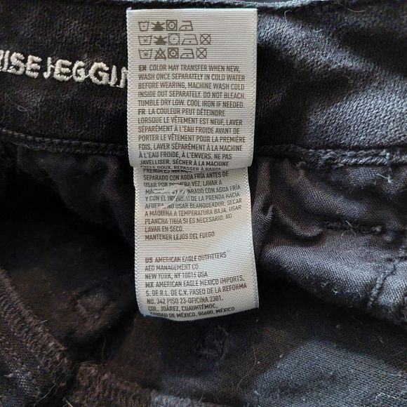 American Eagle Outfitters Black Hi Rise Distressed Jegging Jean Legging 2 GUC - Picture 14 of 16